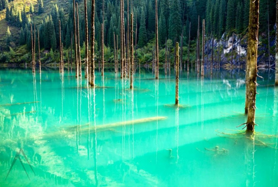 Kaindy Lake